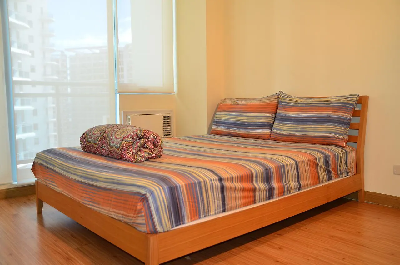 Azure Urban Resort residencias Manila