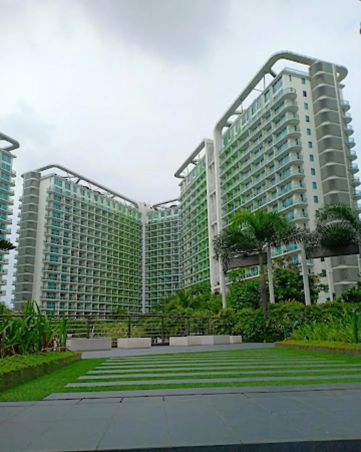 Azure Urban Resort Residences Manila 0*,  Philippines